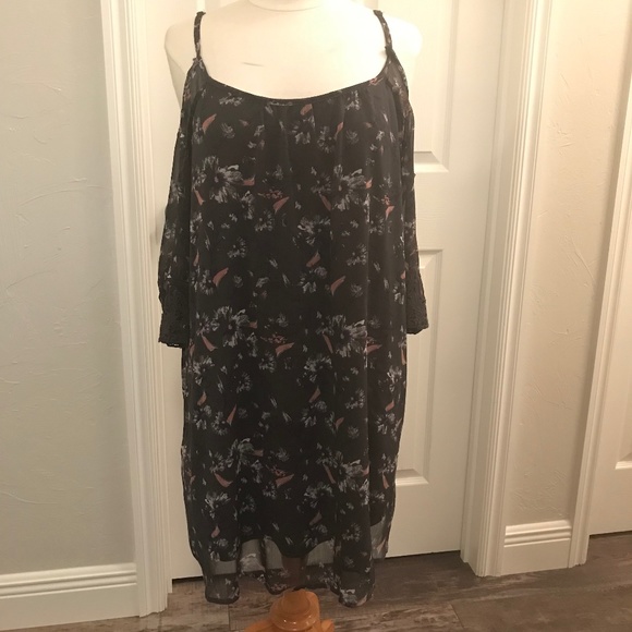 Cute Gray off shoulder dress - Picture 1 of 3